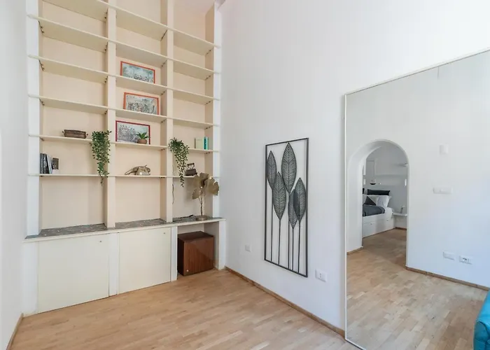 Iflat Bright Near Piazza Di Spagna דירה רומא